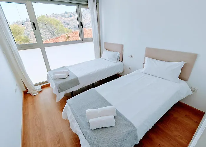 Skyline Number 1 Apartment